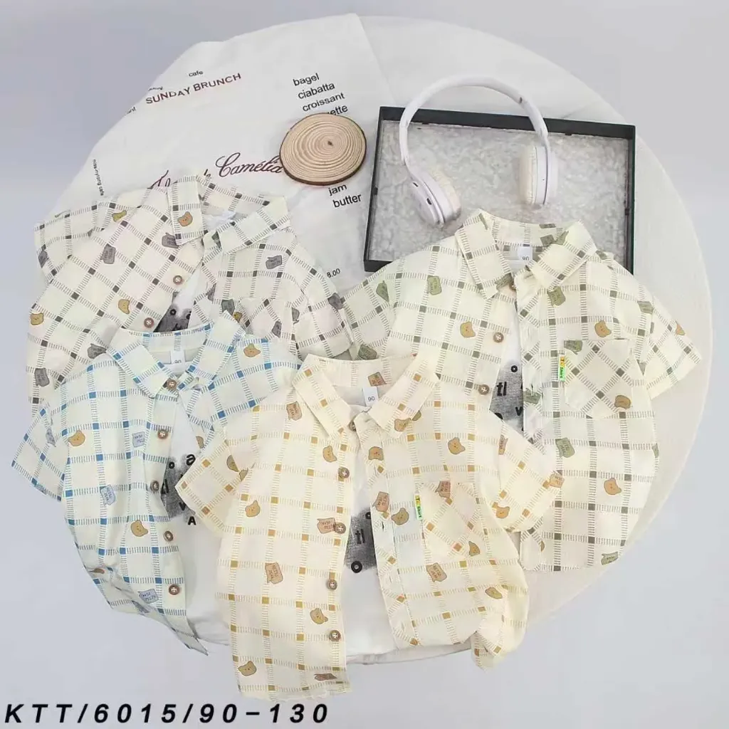 满印格子熊短袖衬衫