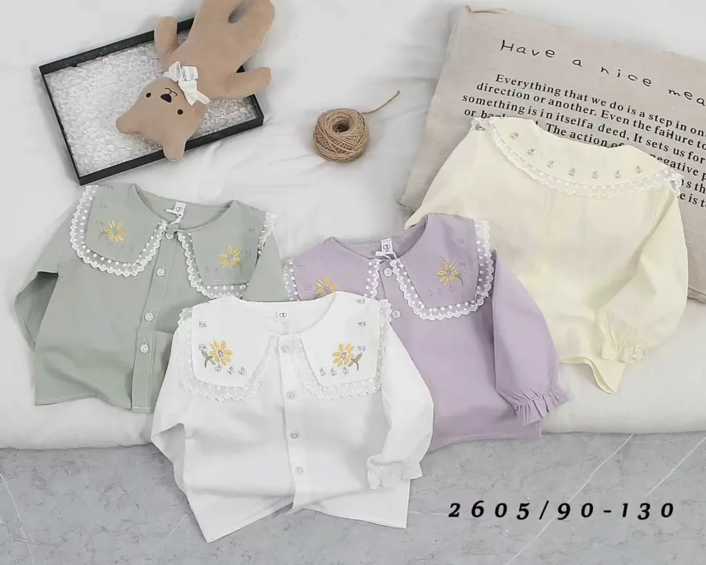 [250162605215] 大花五芽花边领衬衫 (白色)