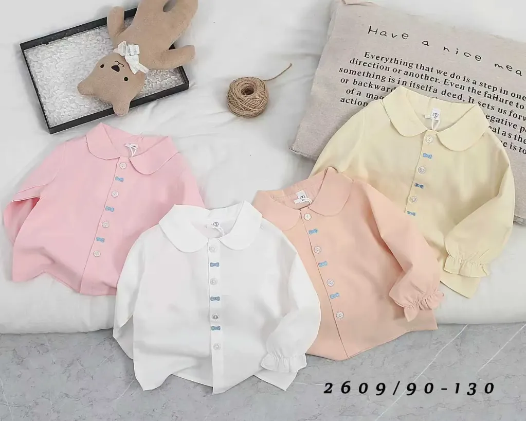 门襟蝴蝶结扣衬衫