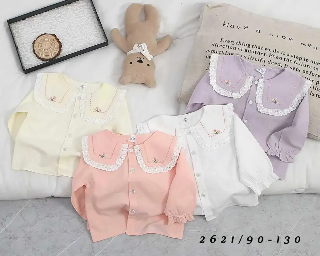 领二花花边衬衫