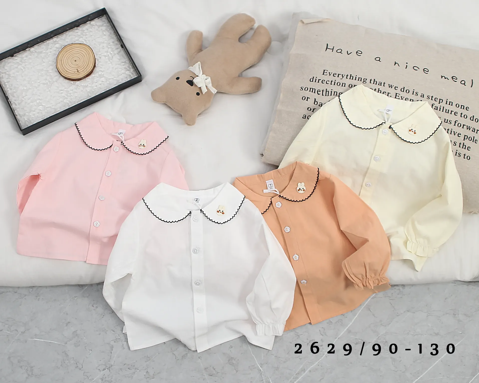 [250162629115] 黑边领绣一兔衬衫 (白色)