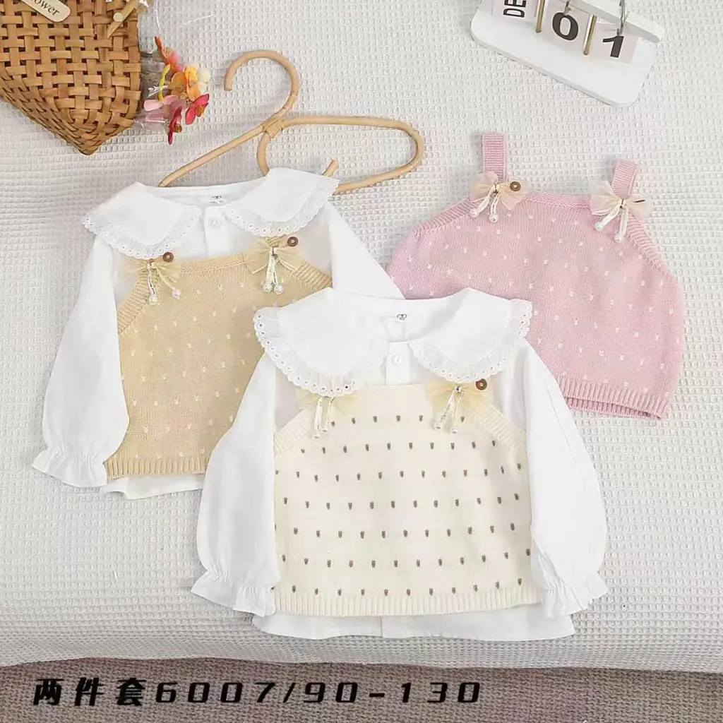 二珍珠蝴蝶结满印小萝卜二件套