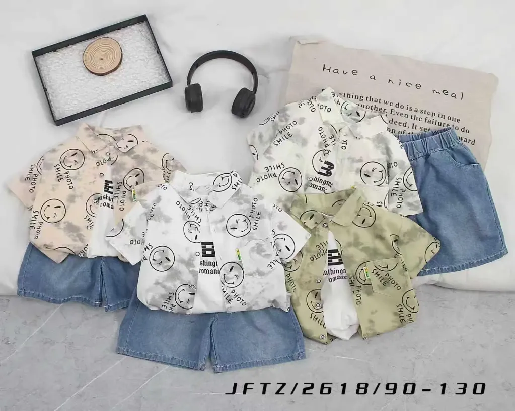 满印PhotoSmile眨眼笑脸短袖衬衫二件套