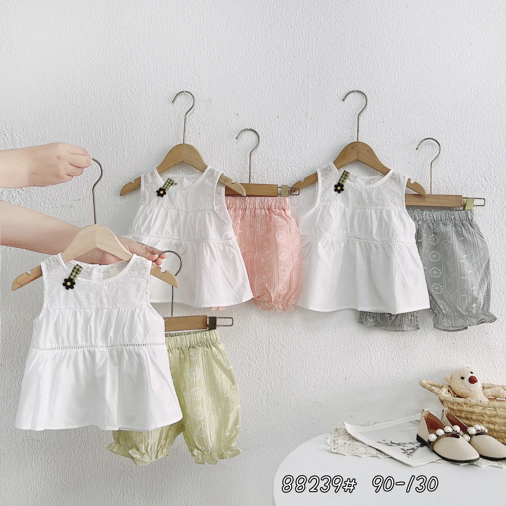 肩花朵背心裙二件套