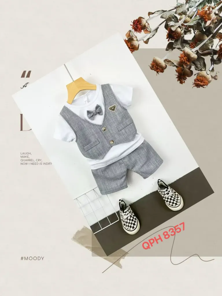 三角标马甲短袖二件套