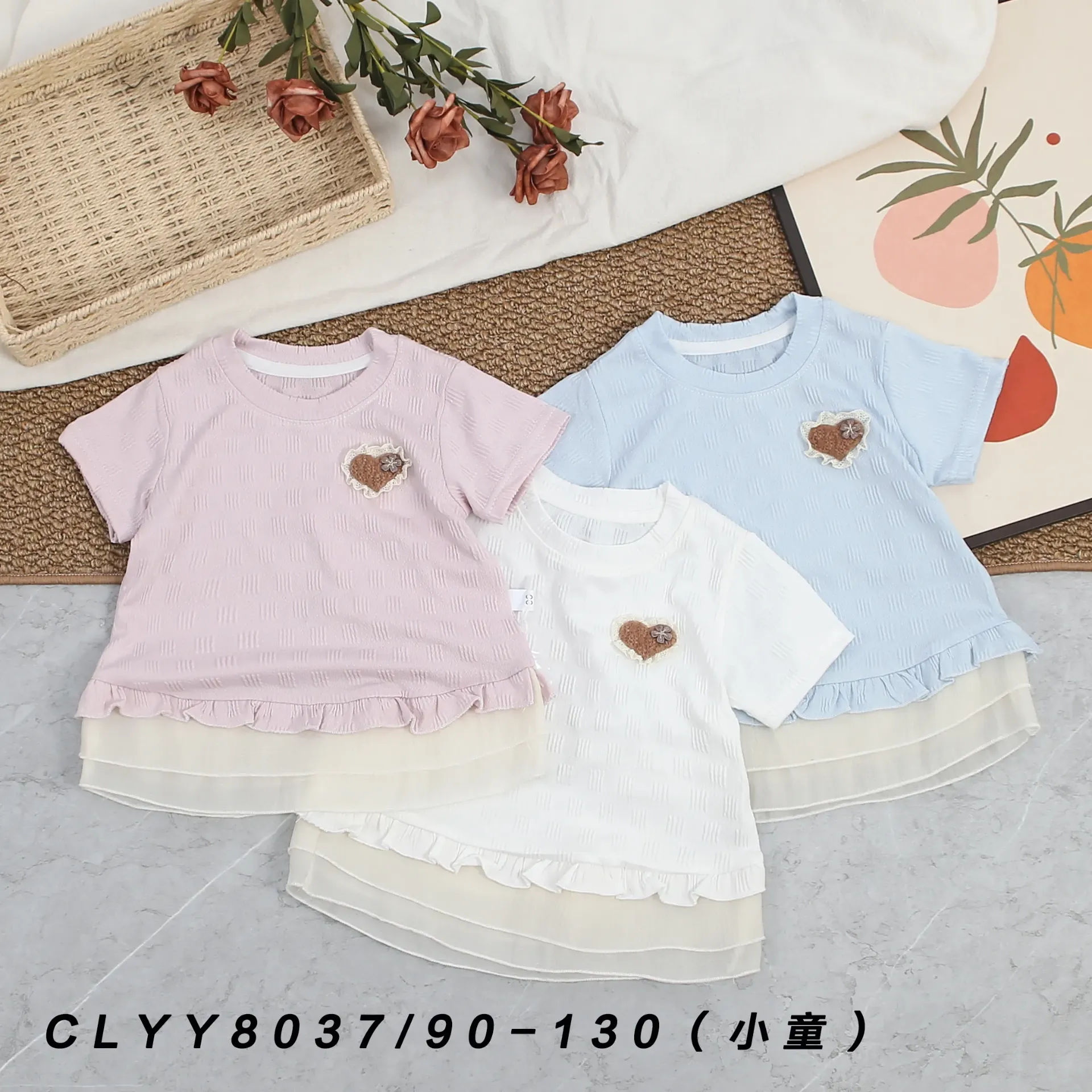 小花朵大爱心标短袖