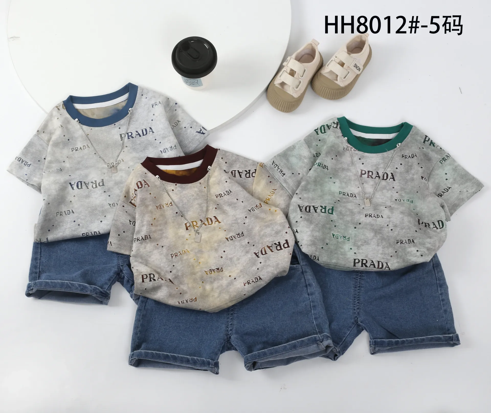 满印PRADA点短袖二件套