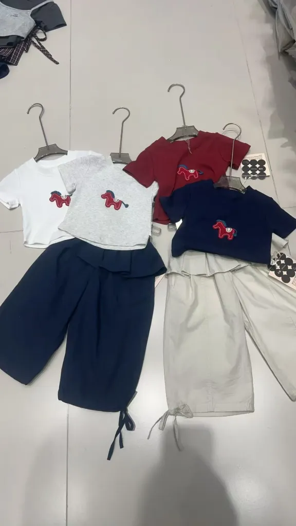 小马标短袖二件套