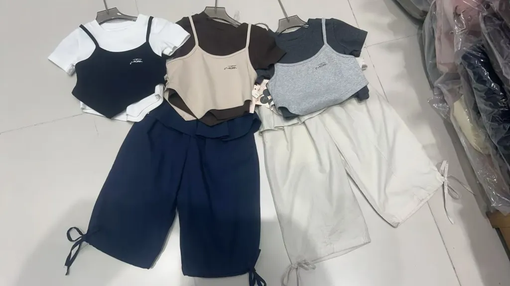 [260371038140] eloo吊带短袖三件套 (白色)