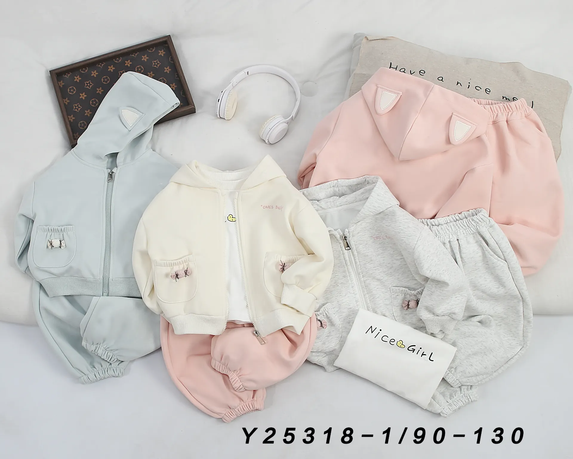 [250090318147] Cat‘sDaily连帽二件套 (米色)