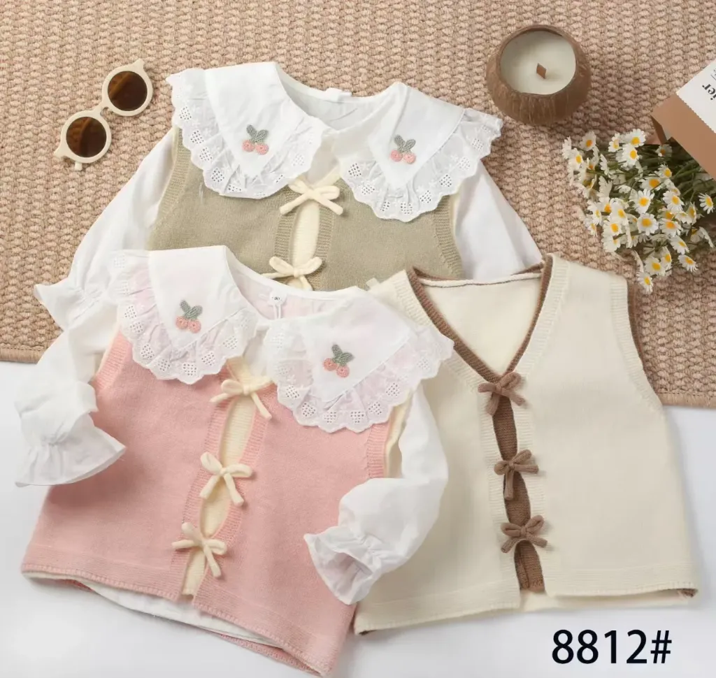 三蝴蝶结二樱桃花边领毛衣三件套